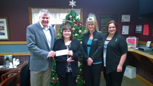 From left to right: Curt Seter from Hospice of the Red River Valley, and Jessica Porter, Karen Korpi and Bethany Packard from Border State Bank.