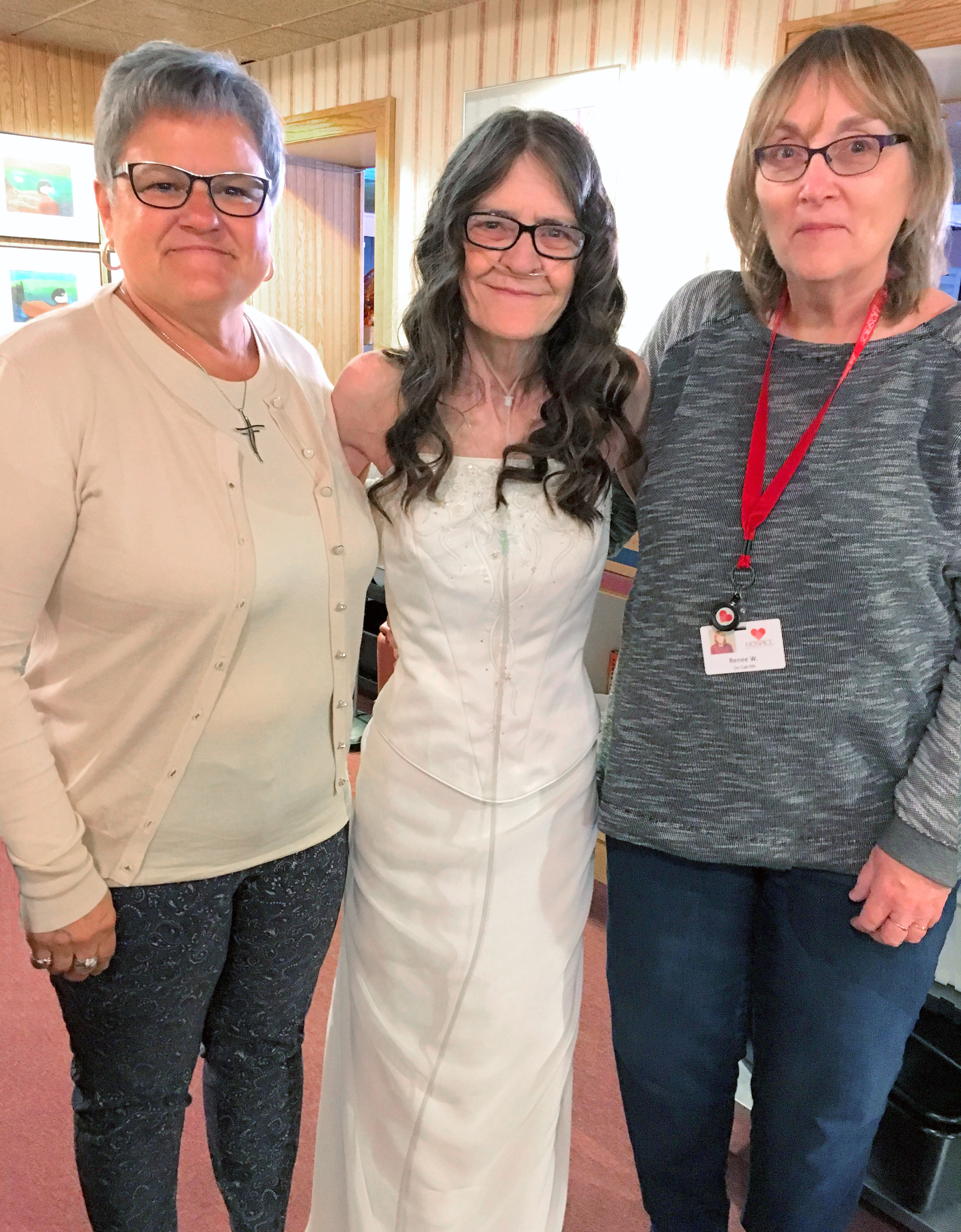 Cyndy Andren with Hospice staff and volunteer