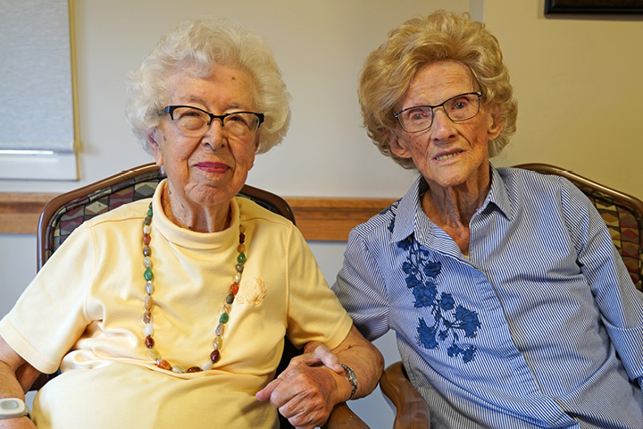 Charlotte & Lois_two elderly women sitting together